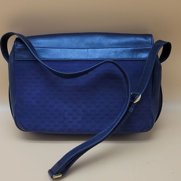 Authentic Gucci GG Monogram Crossbody Bag - Picture 2 of 14